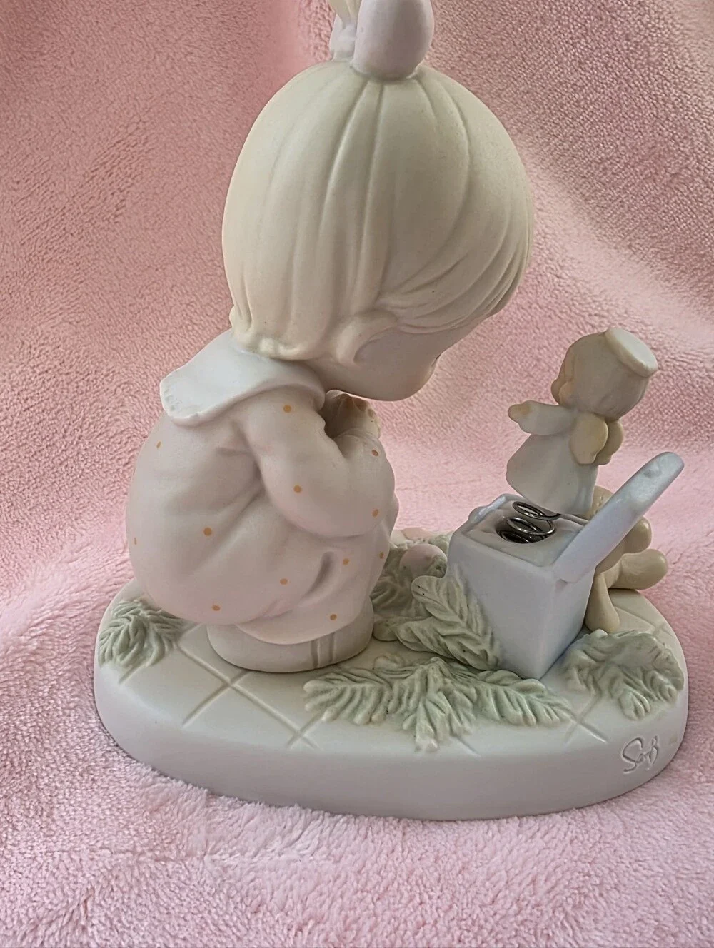 Precious Moment 'Just Poppin In to Say Hallo' Figurine #523755